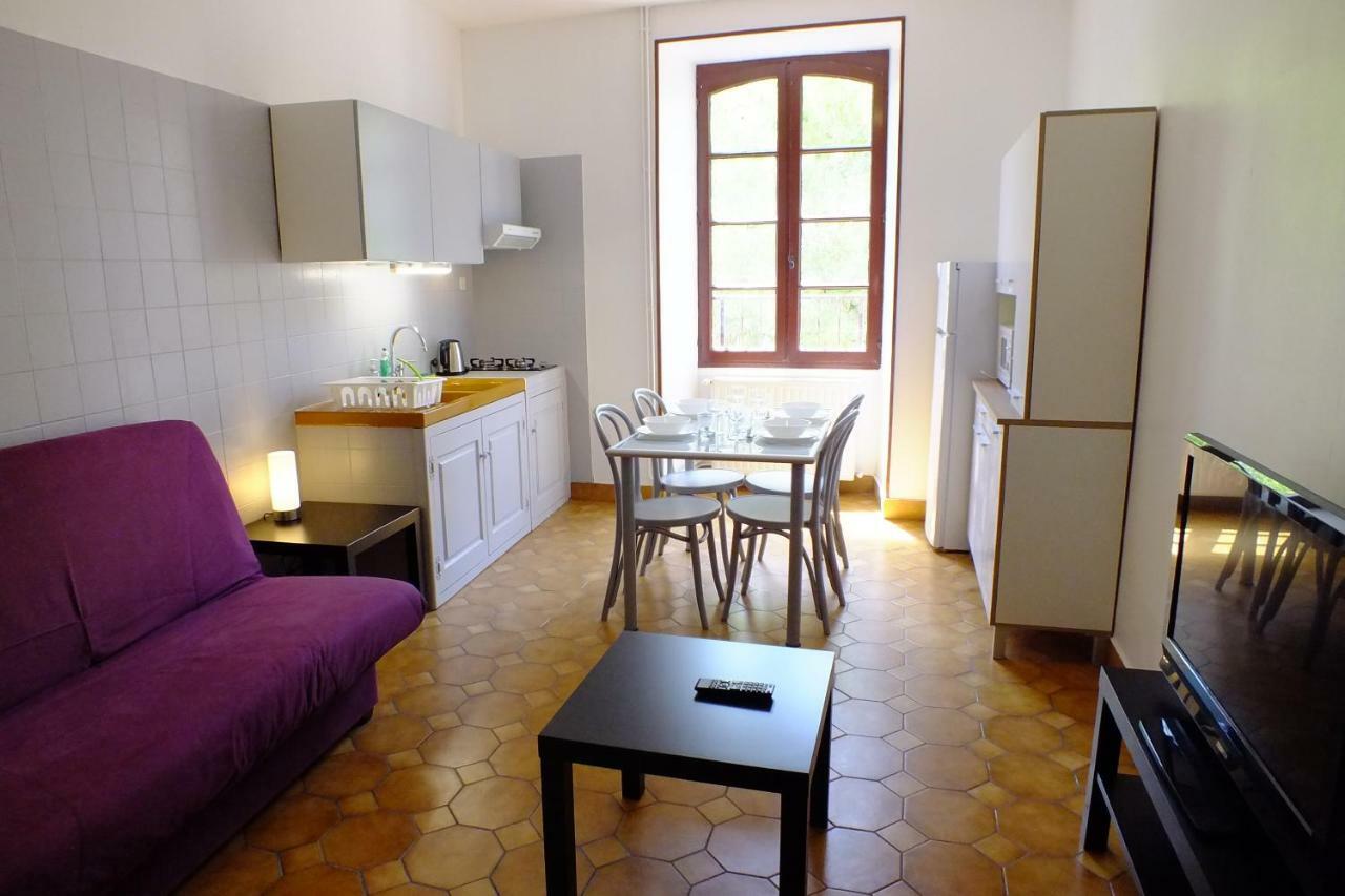 Appartements Coeur De Village 圣让迪布吕耶勒 外观 照片