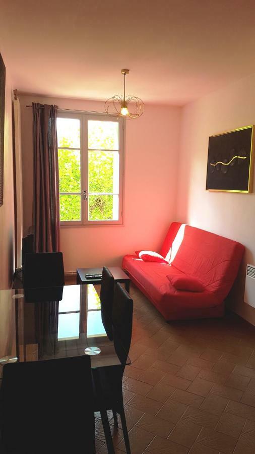 Appartements Coeur De Village 圣让迪布吕耶勒 外观 照片