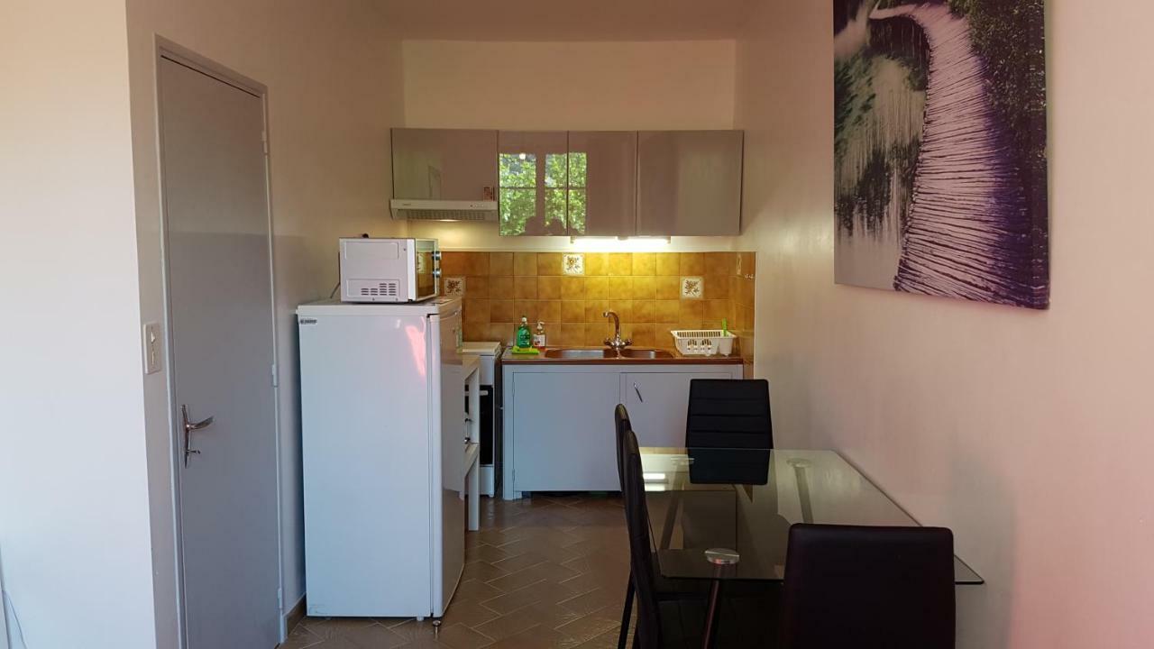 Appartements Coeur De Village 圣让迪布吕耶勒 外观 照片