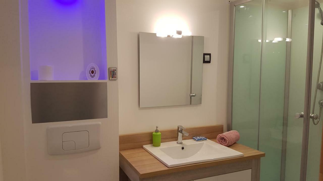 Appartements Coeur De Village 圣让迪布吕耶勒 外观 照片